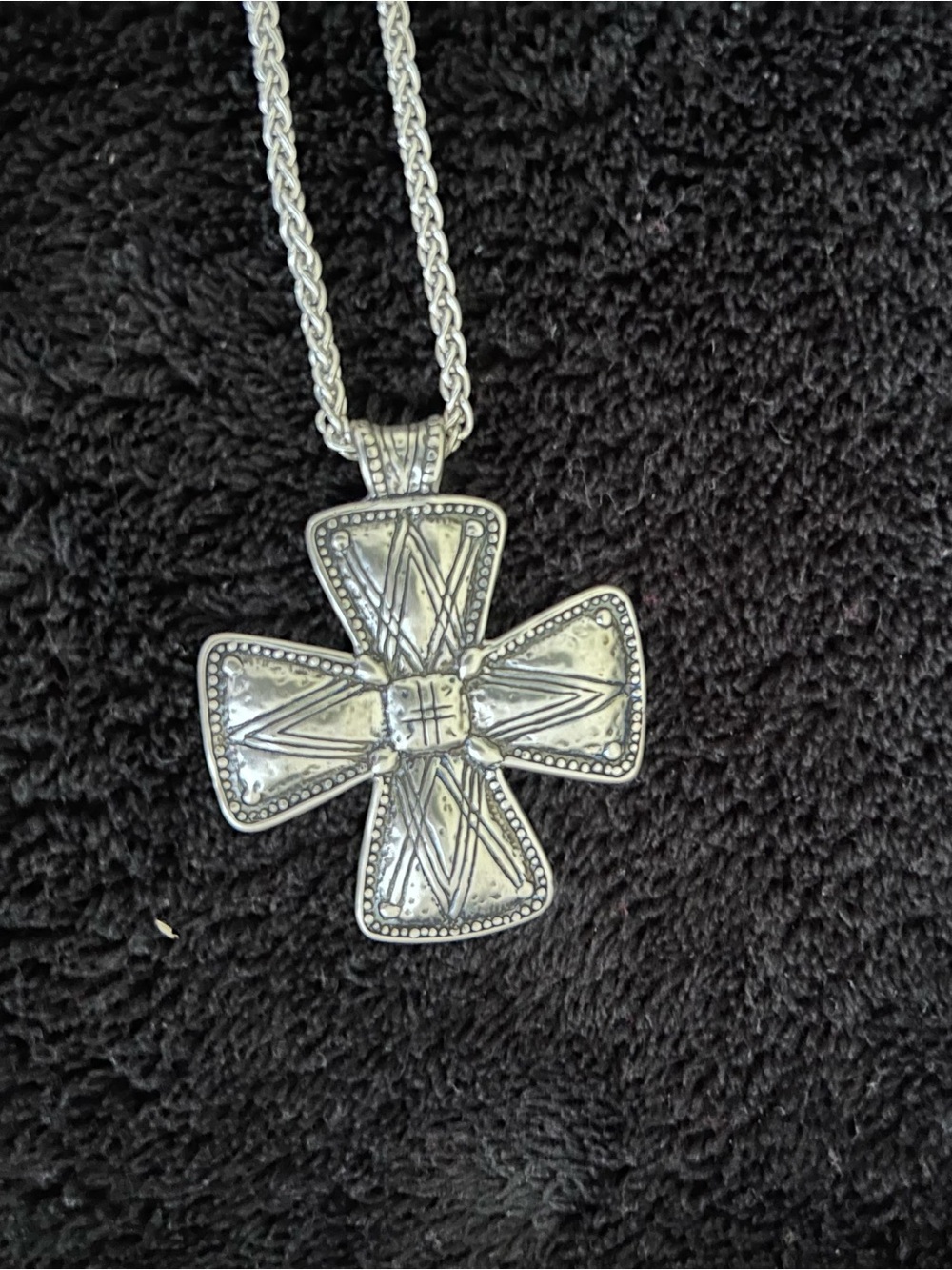 Silpada Silver Cross Pendant Necklace - Picture 2 of 4